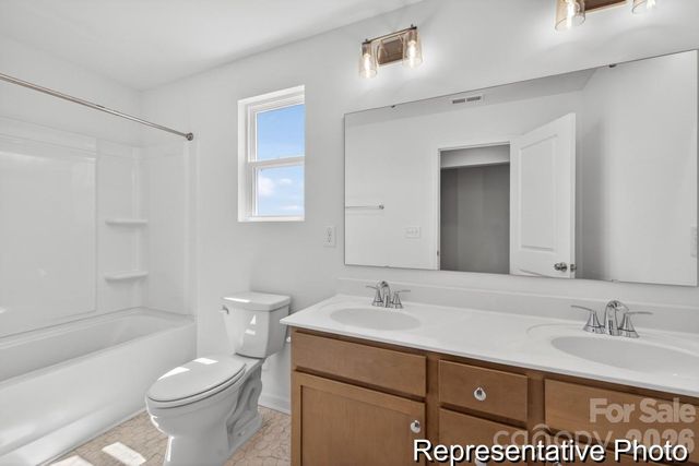 122 E Springhouse Court 16p, Statesville, NC 28625