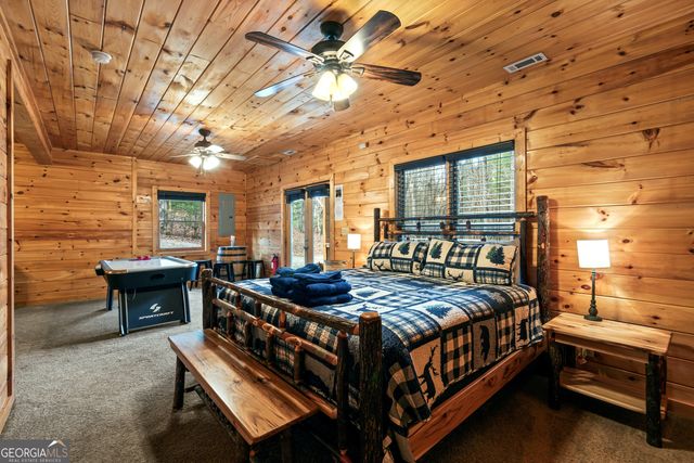 850 Mountain Lake Circle, Blue Ridge, GA 30513