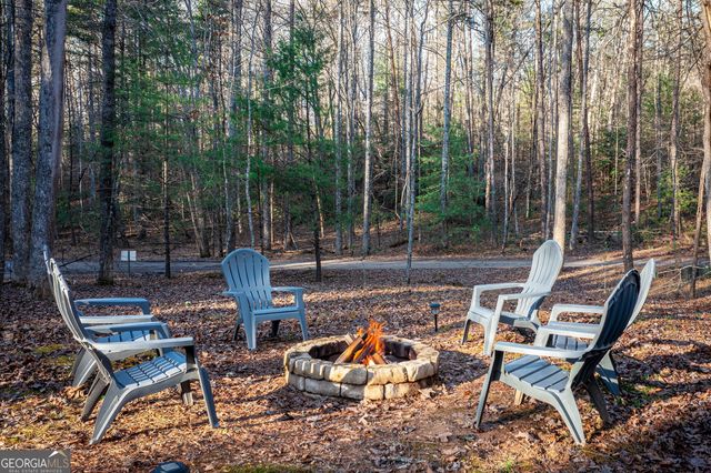 850 Mountain Lake Circle, Blue Ridge, GA 30513