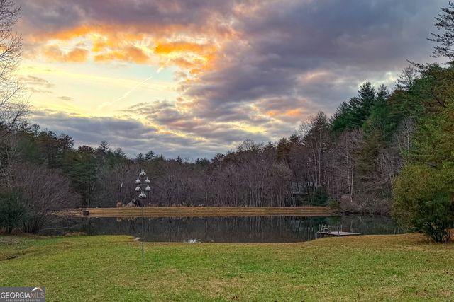 850 Mountain Lake Circle, Blue Ridge, GA 30513