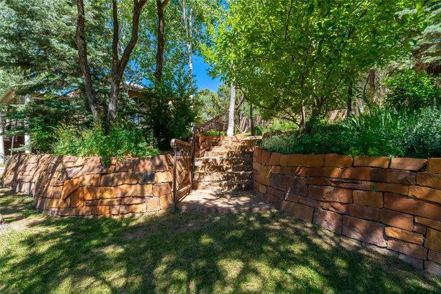 2208 Paseo Primero, Santa Fe, NM 87501