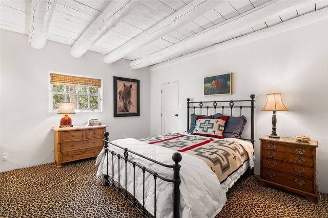 2208 Paseo Primero, Santa Fe, NM 87501