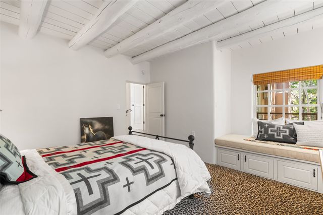 2208 Paseo Primero, Santa Fe, NM 87501