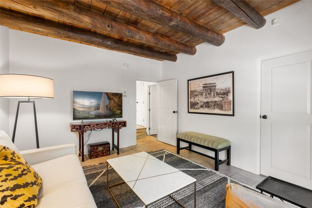 2208 Paseo Primero, Santa Fe, NM 87501