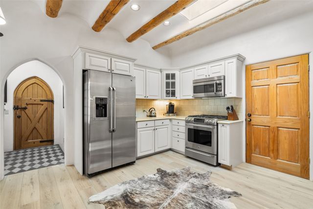 2208 Paseo Primero, Santa Fe, NM 87501