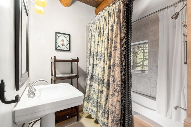 2208 Paseo Primero, Santa Fe, NM 87501