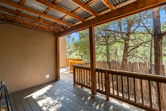 2208 Paseo Primero, Santa Fe, NM 87501