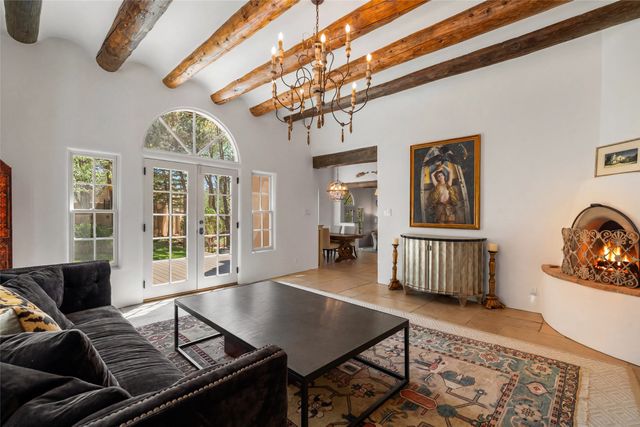 2208 Paseo Primero, Santa Fe, NM 87501
