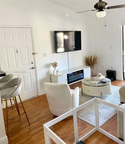 15680 SW 106th Ln 804, Miami, FL 33196