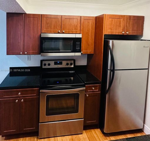 15680 SW 106th Ln 804, Miami, FL 33196