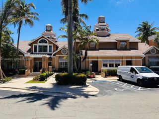 15680 SW 106th Ln 804, Miami, FL 33196