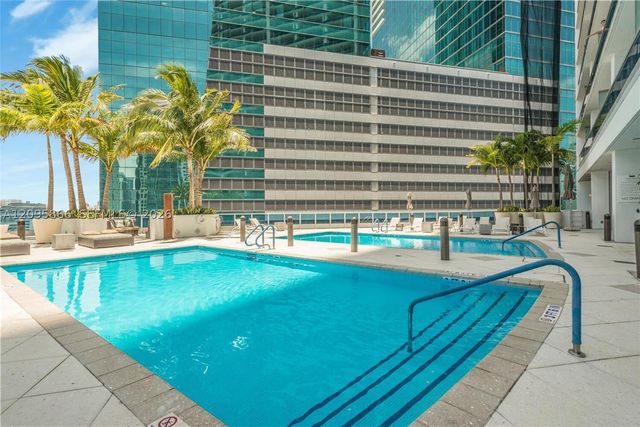 200 Biscayne Boulevard Way 4314, Miami, FL 33131
