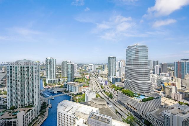 200 Biscayne Boulevard Way 4314, Miami, FL 33131