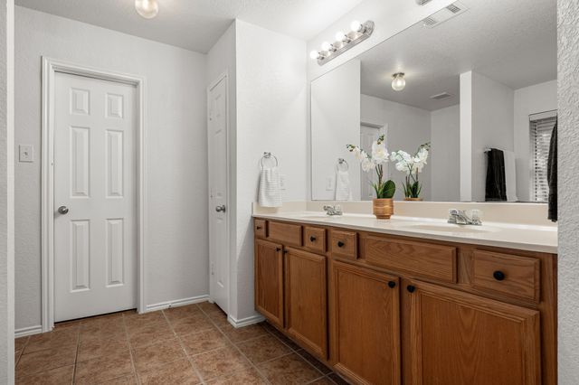 4257 Summersweet Lane, Fort Worth, TX 76036