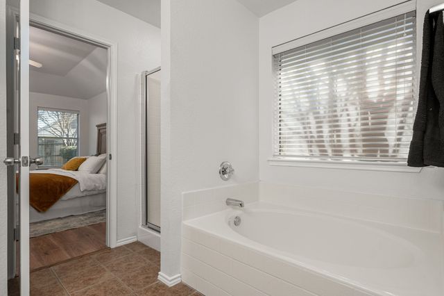 4257 Summersweet Lane, Fort Worth, TX 76036