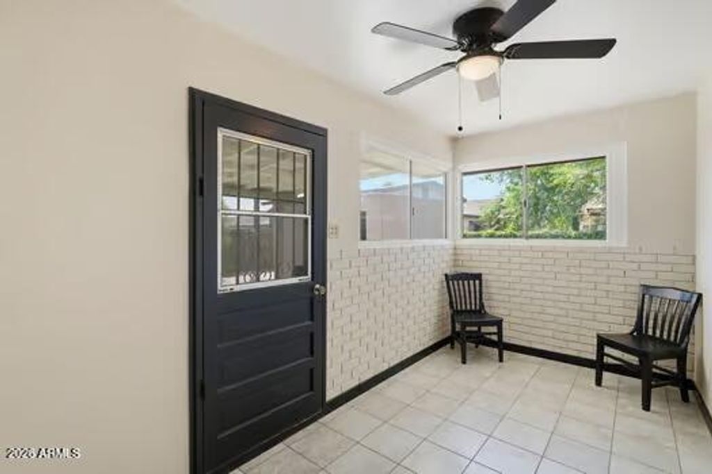 5147 W EARLL Drive, Phoenix, AZ 85031 — photo 3