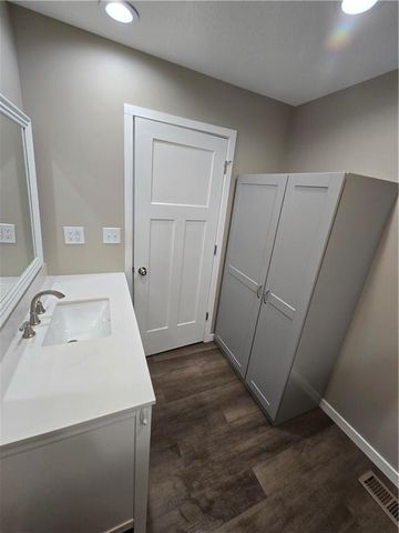 203 Kristine Avenue, Clinton, MO 64735