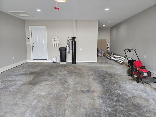 203 Kristine Avenue, Clinton, MO 64735