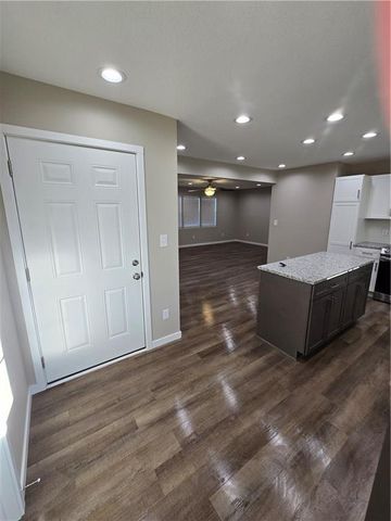 203 Kristine Avenue, Clinton, MO 64735