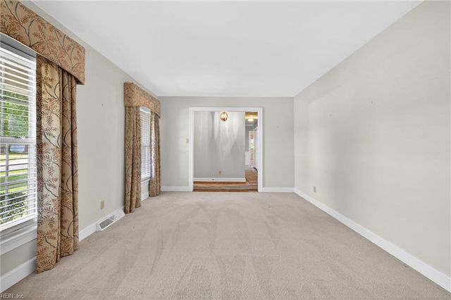 4005 Terry DR, Chesapeake, VA 23321