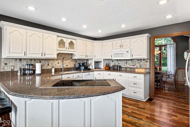 10124 Israel Road, Terre Haute, IN 47802