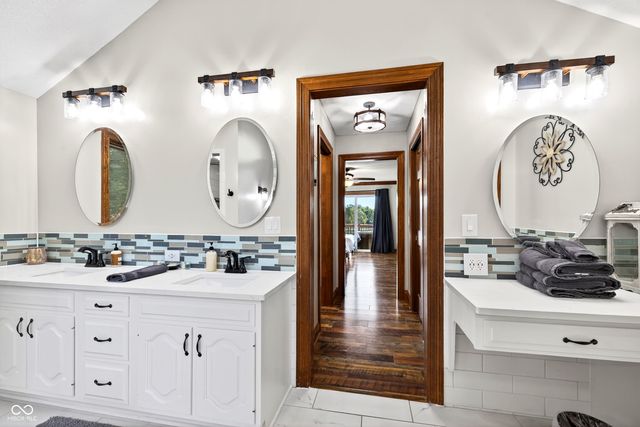 10124 Israel Road, Terre Haute, IN 47802