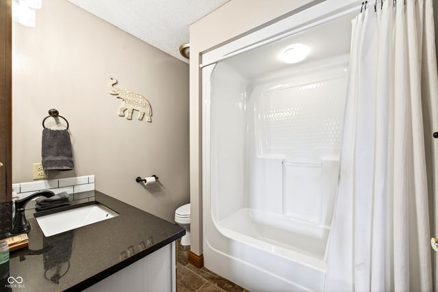 10124 Israel Road, Terre Haute, IN 47802