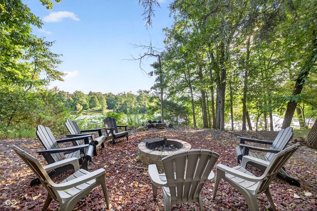 10124 Israel Road, Terre Haute, IN 47802