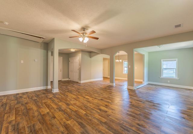 1305 Alta Vista, Columbus, GA 31907