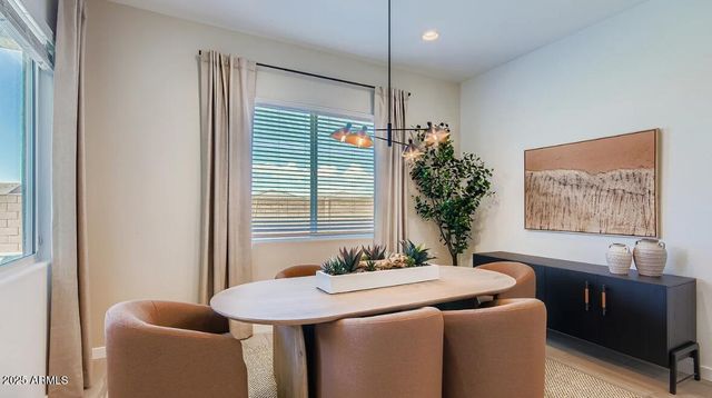 2950 E CLEO Drive, San Tan Valley, AZ 85143