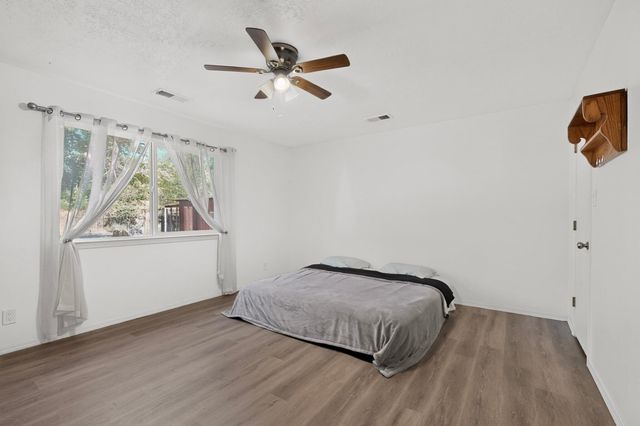 1715 Eldorado Loop, Bosque Farms, NM 87068