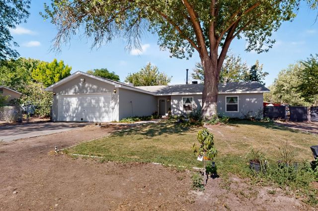 1715 Eldorado Loop, Bosque Farms, NM 87068