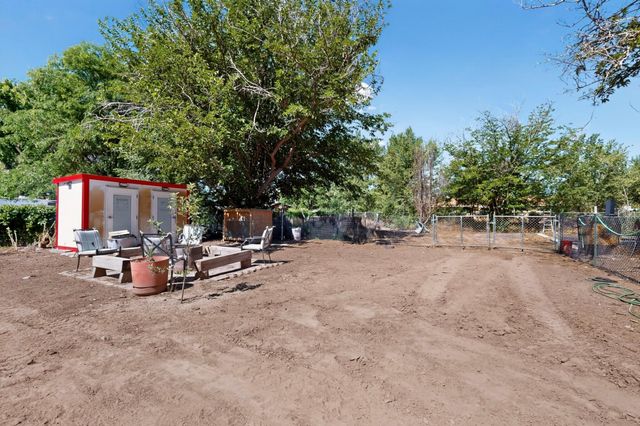 1715 Eldorado Loop, Bosque Farms, NM 87068