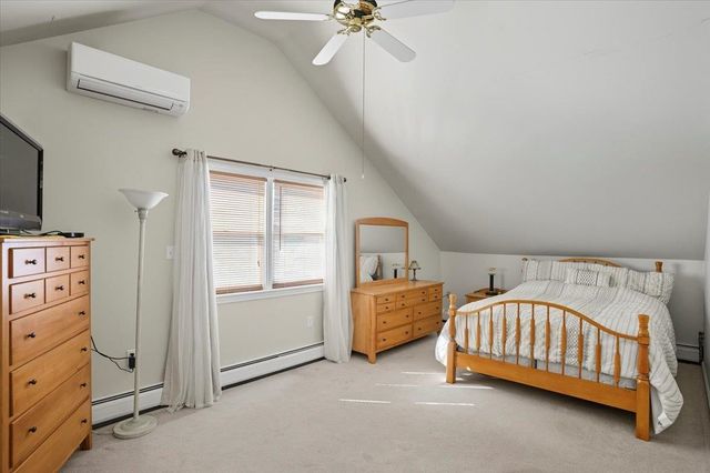 34 Derby Circle, South Burlington, VT 05403