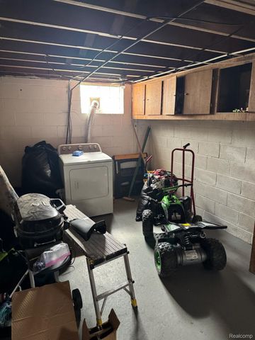 7265 EVERGREEN Avenue, Detroit, MI 48228