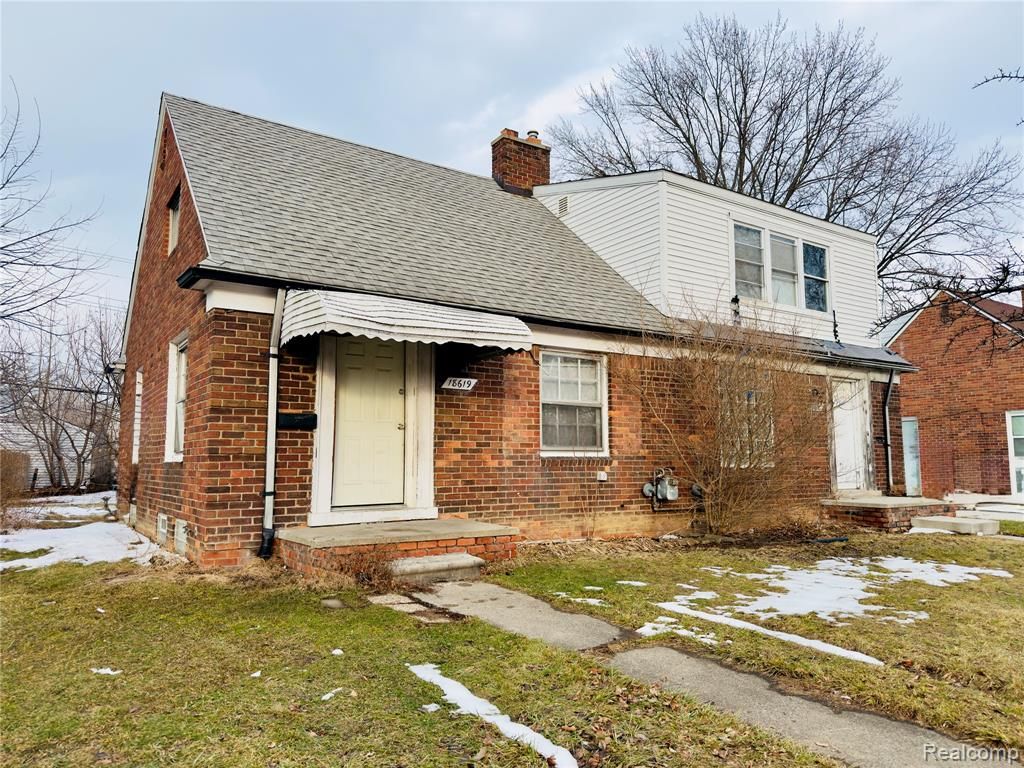 18619 Moross Road, Detroit, MI 48224