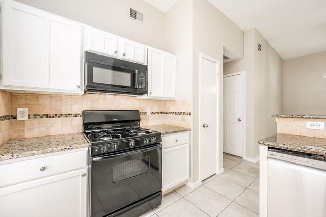 11510 Teaside Drive, Houston, TX 77066