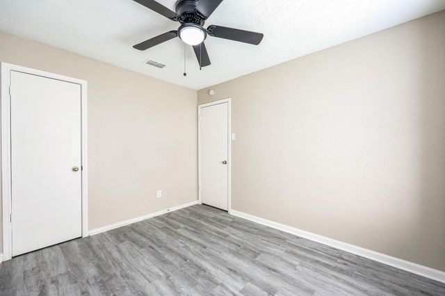 11510 Teaside Drive, Houston, TX 77066