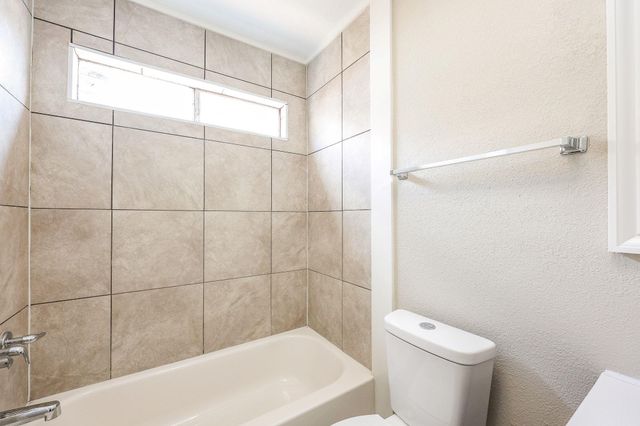 11510 Teaside Drive, Houston, TX 77066