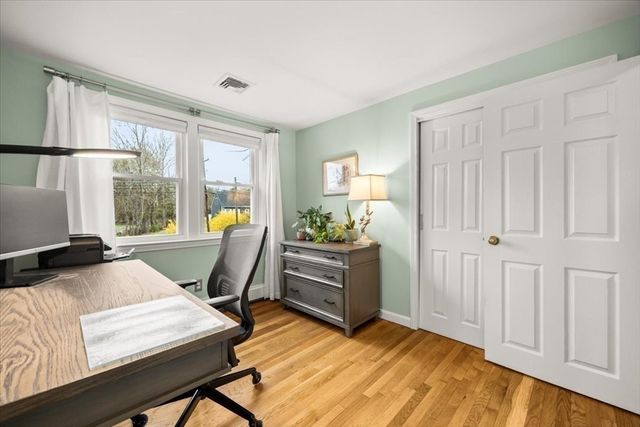 18 Mill St, Easton, MA 02356