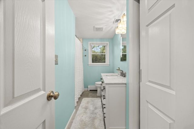 18 Mill St, Easton, MA 02356