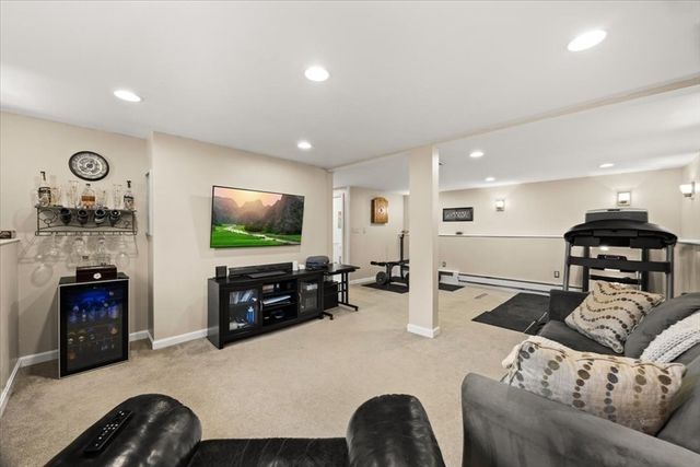 18 Mill St, Easton, MA 02356