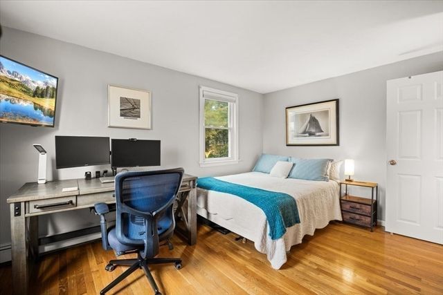 18 Mill St, Easton, MA 02356