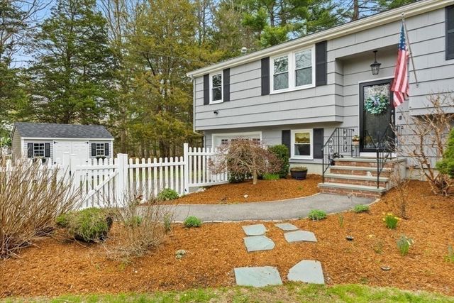 18 Mill St, Easton, MA 02356