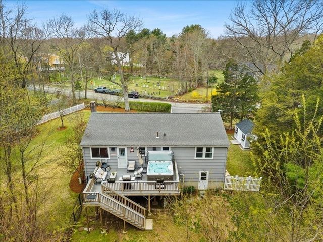 18 Mill St, Easton, MA 02356