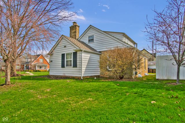 2245 Washington Street, Columbus, IN 47201