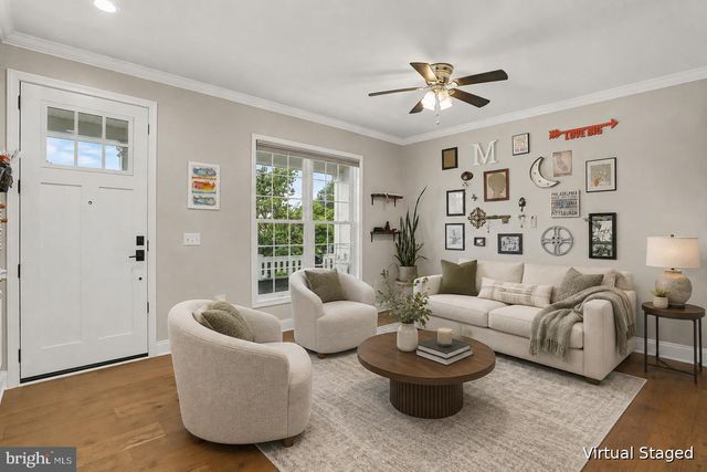 7 THISTLE GRN, Lancaster, PA 17602