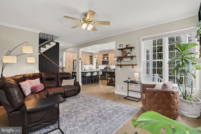 7 THISTLE GRN, Lancaster, PA 17602