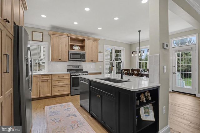 7 THISTLE GRN, Lancaster, PA 17602