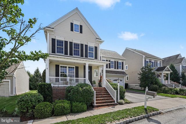 7 THISTLE GRN, Lancaster, PA 17602